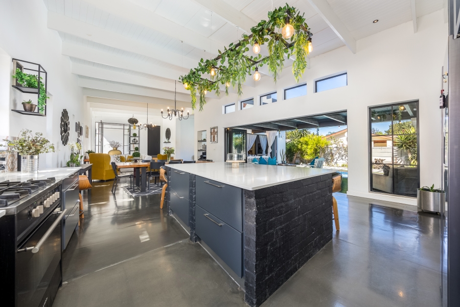 5 Bedroom Property for Sale in Elim Western Cape